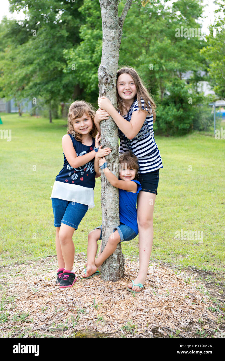 Siblings hug hi-res stock photography and images - Alamy Siblings hug hi-res stock photography and images - Alamy