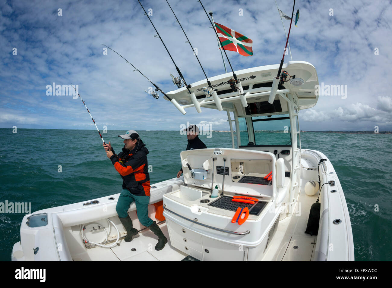 Big-game fishing in the Bay of Biscay from a Boston Whaler 320 Outrage (Pyrénées-Atlantiques - Aquitaine- France). Stock Photo