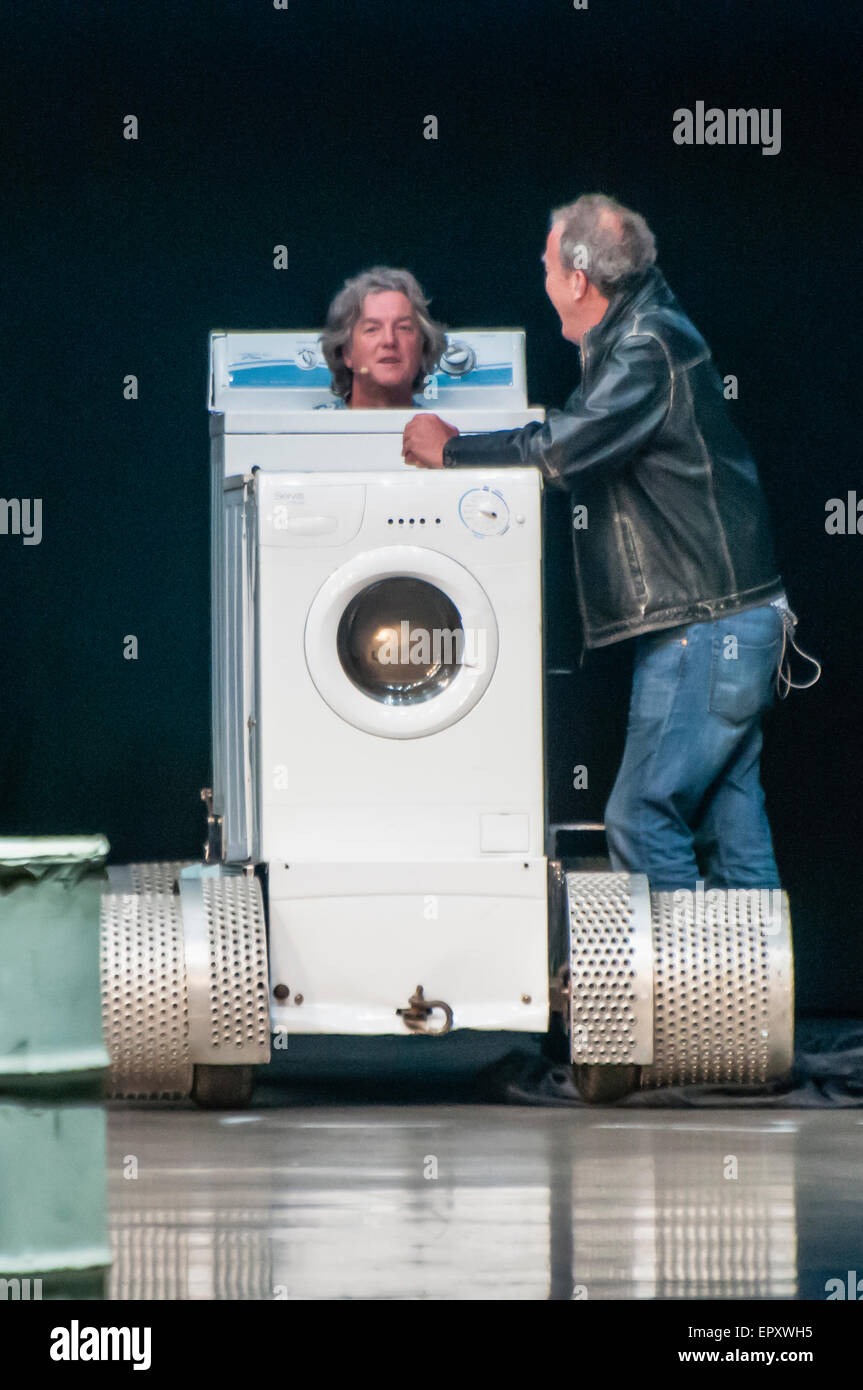 Belfast, Northern Ireland. 22 May 2015 - James May describes describes an electric vehicle made out of common domestic appliances to Jeremy during Clarkson, Hammond and May Live Credit:  Stephen Barnes/Alamy Live News Stock Photo