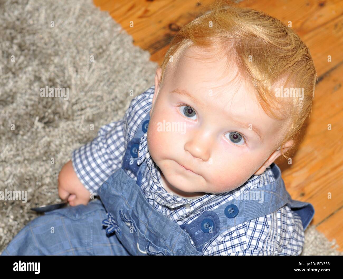 Portrait of a happy child Stock Photo - Alamy