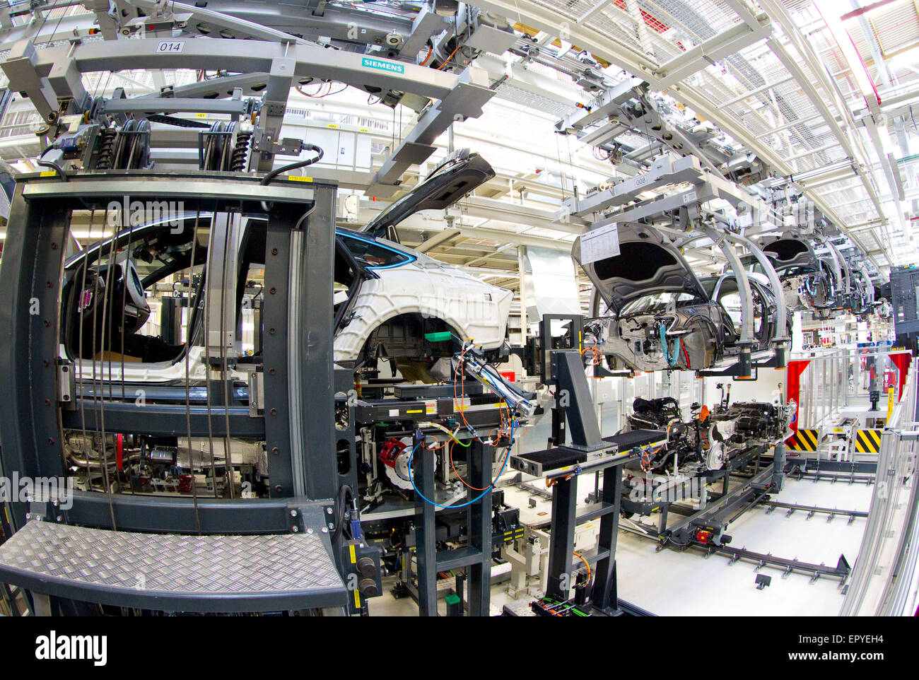 Audi Factory High Resolution Stock Photography and Images - Alamy