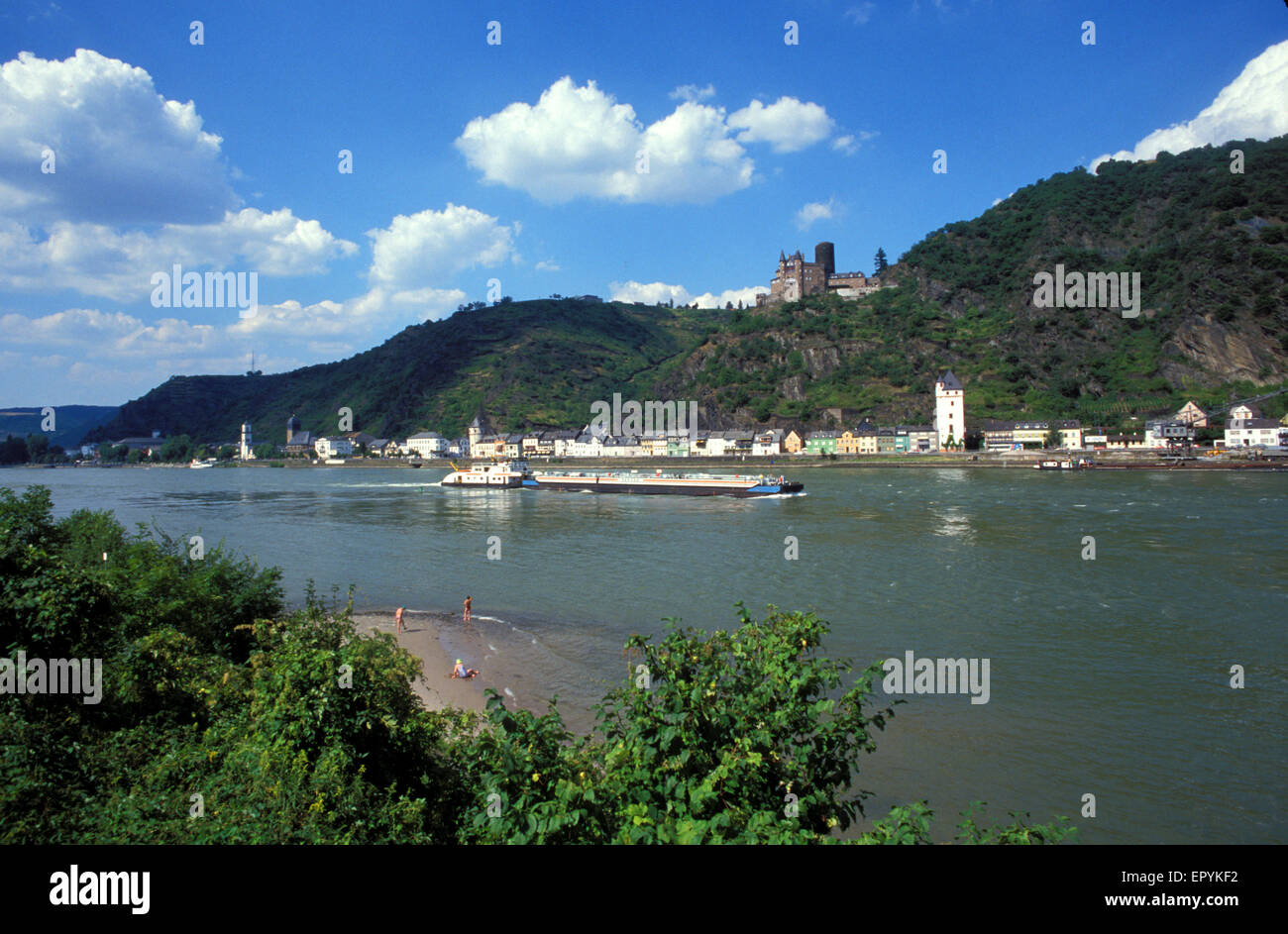 DEU, Germany, St. Goarshausen at the river Rhine, castle Katz. DEU ...
