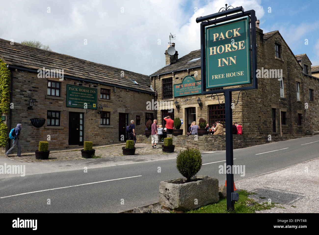 the pack horse inn on the mellor road just outside new mills