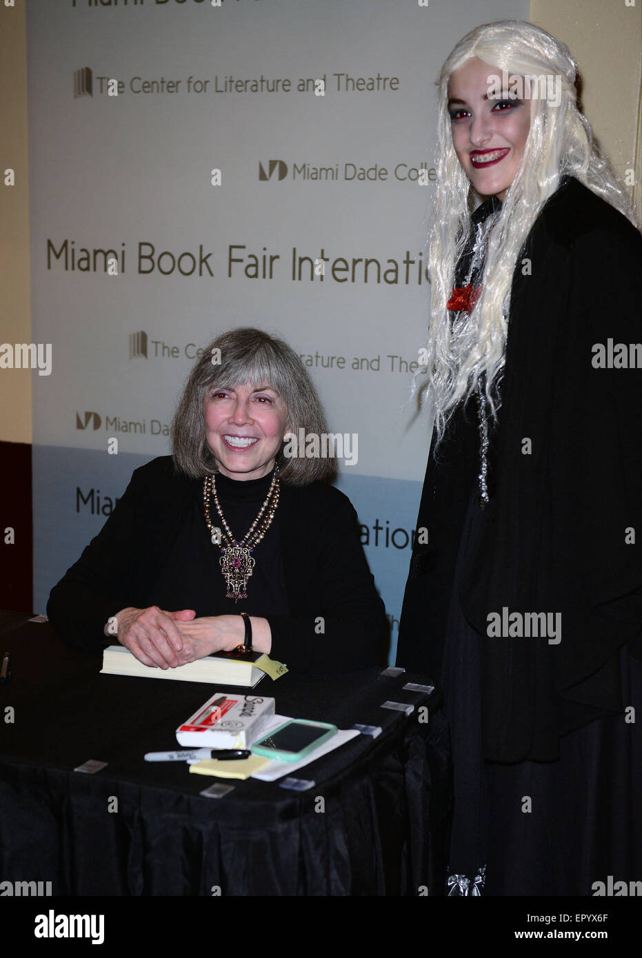 Anne rice author hi-res stock photography and images - Alamy