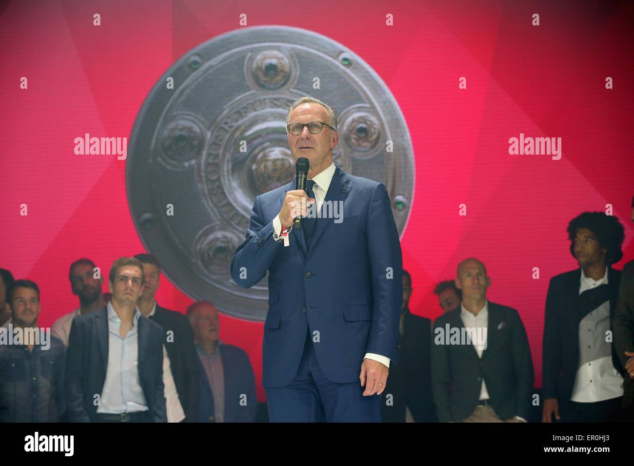 Munich, Germany. 23rd May, 2015. Karl-Heinz Rummenigge the CEO of Bayern Muenchen holds a speech during the FC Bayern Muenchen Champions dinner at Postpalast on May 23, 2015 in Munich, Germany. Photo by Lars Baron/Bongarts/Getty Images/FC Bayern/dpa (Editorial use only) Credit:  dpa/Alamy Live News Stock Photo