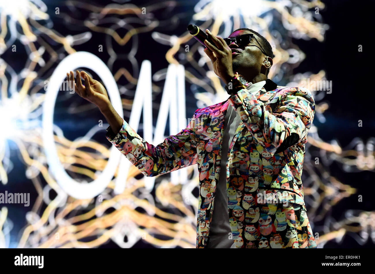Munich, Germany. 23rd May, 2015. HANDOUT: Singer Omi performs during the FC Bayern Muenchen Champions dinner at Postpalast on May 23, 2015 in Munich, Germany. Photo by Lars Baron/Bongarts/Getty Images/FC Bayern/dpa (Editorial use only) Credit:  dpa/Alamy Live News Stock Photo