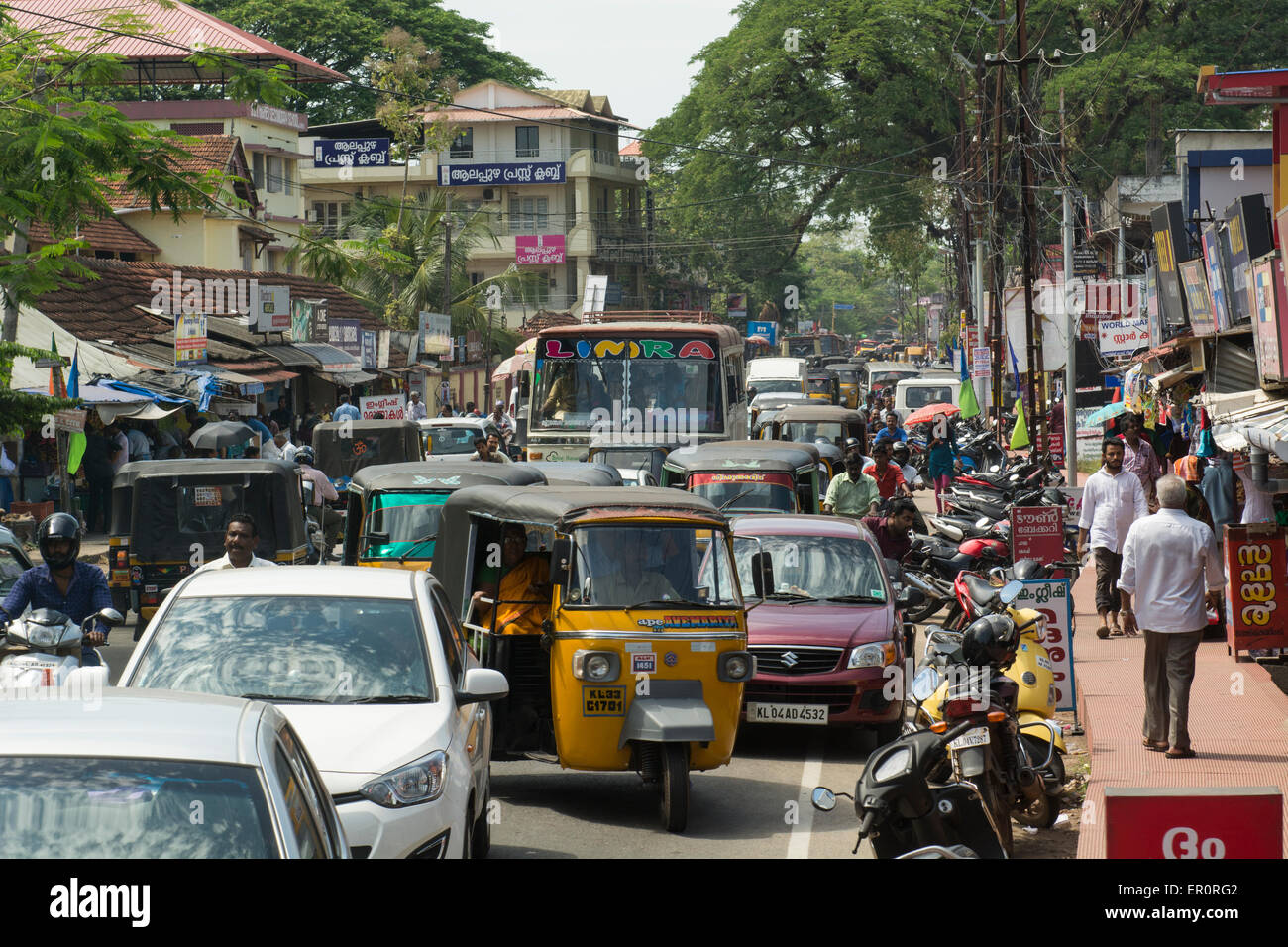 India, Kerala, port city of Cochin. Typical overcrowded streets of Cochin. Stock Photo