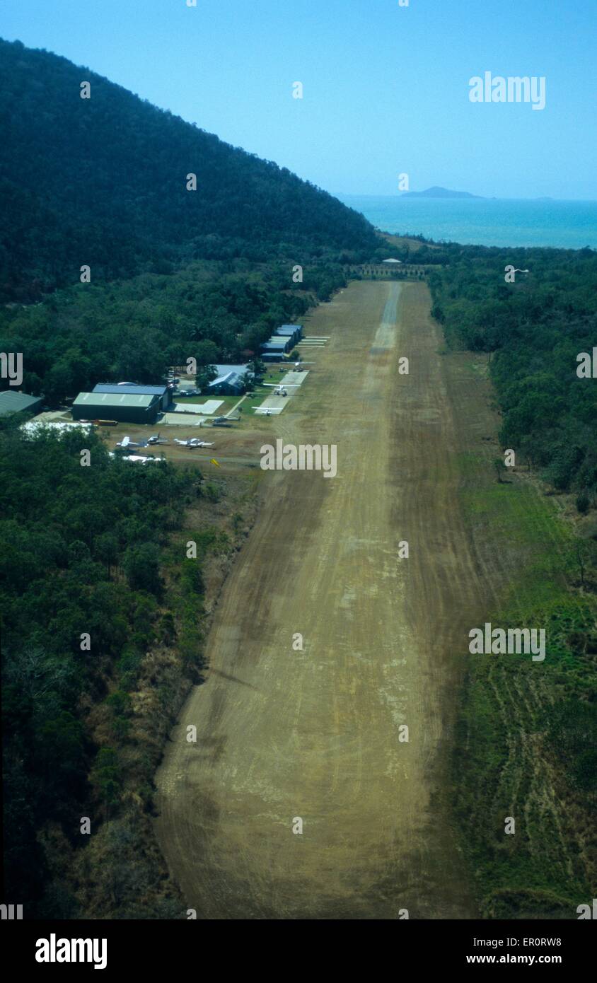 Australia, Queensland, Whitsunday islands, Arlie Beach, Flametree, Whitsunday airport (aerial view) // Australie, Queensland, Wh Stock Photo