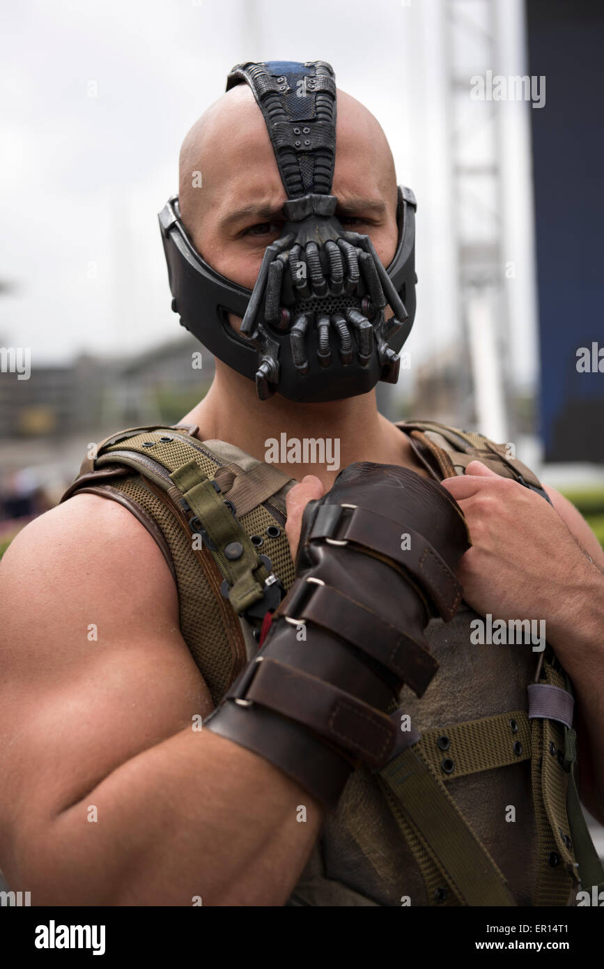 Bane batman hi-res stock photography and images - Alamy