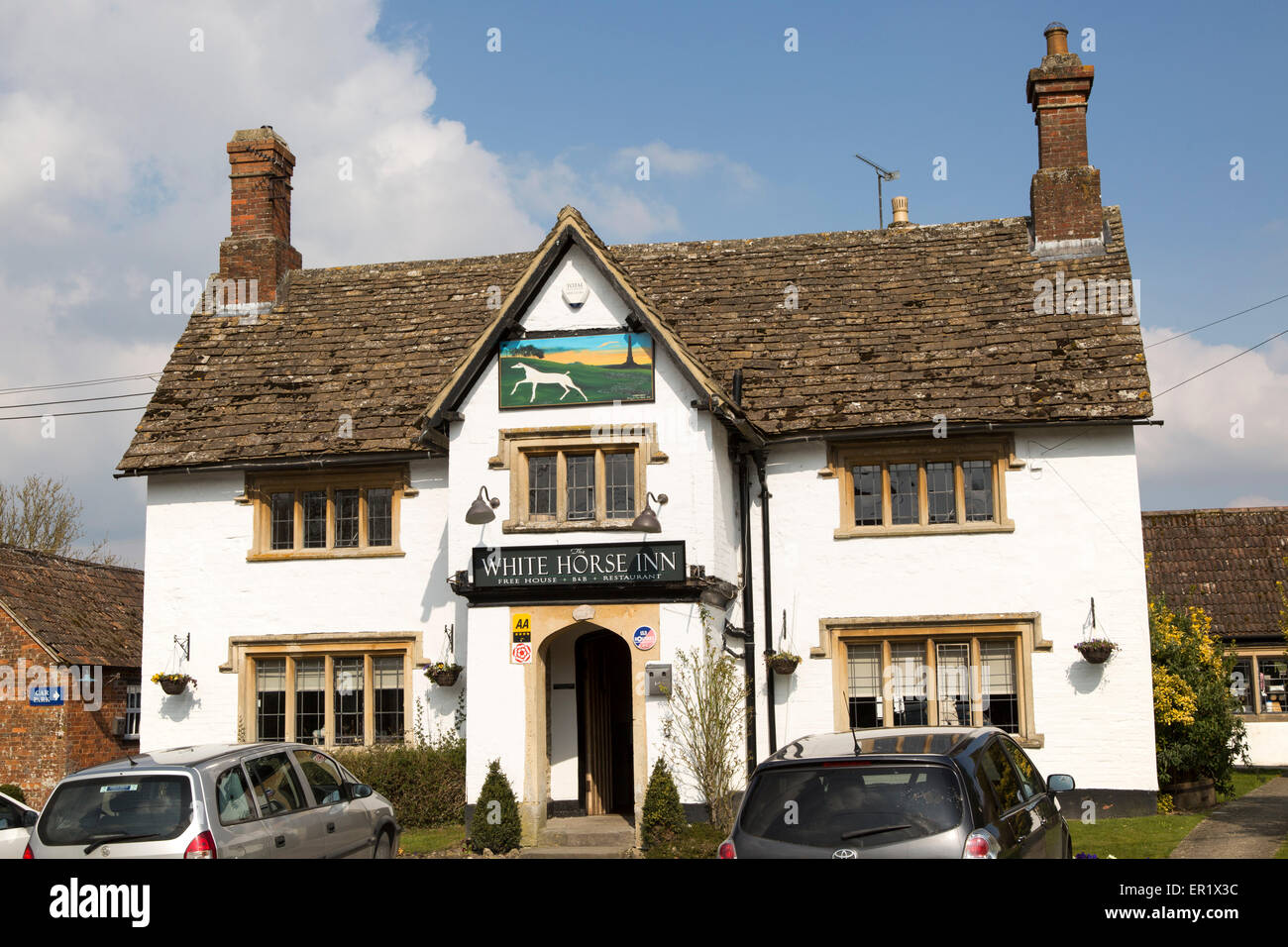 The White Horse Inn, Compton Bassett, Wiltshire, England, UK Stock Photo