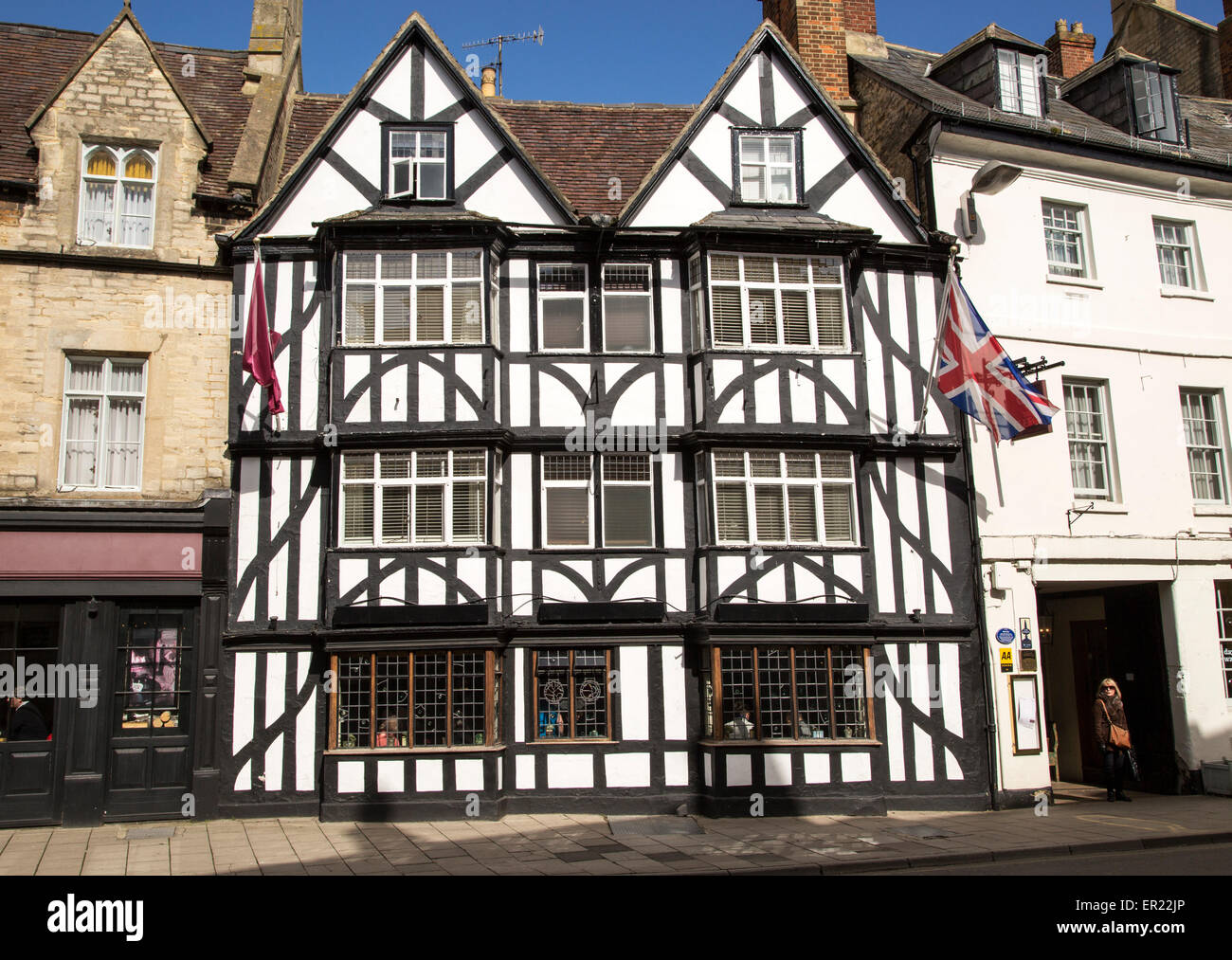 Historic building the Fleece hotel in the town centre, Cirencester, Gloucestershire, England, UK, Stock Photo