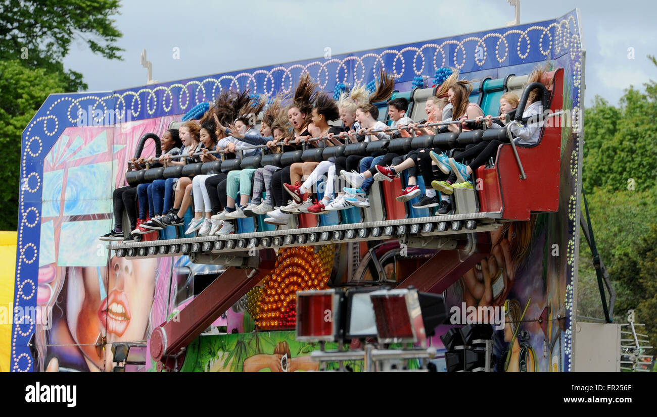 Scary fairground rides hi-res stock photography and images - Alamy