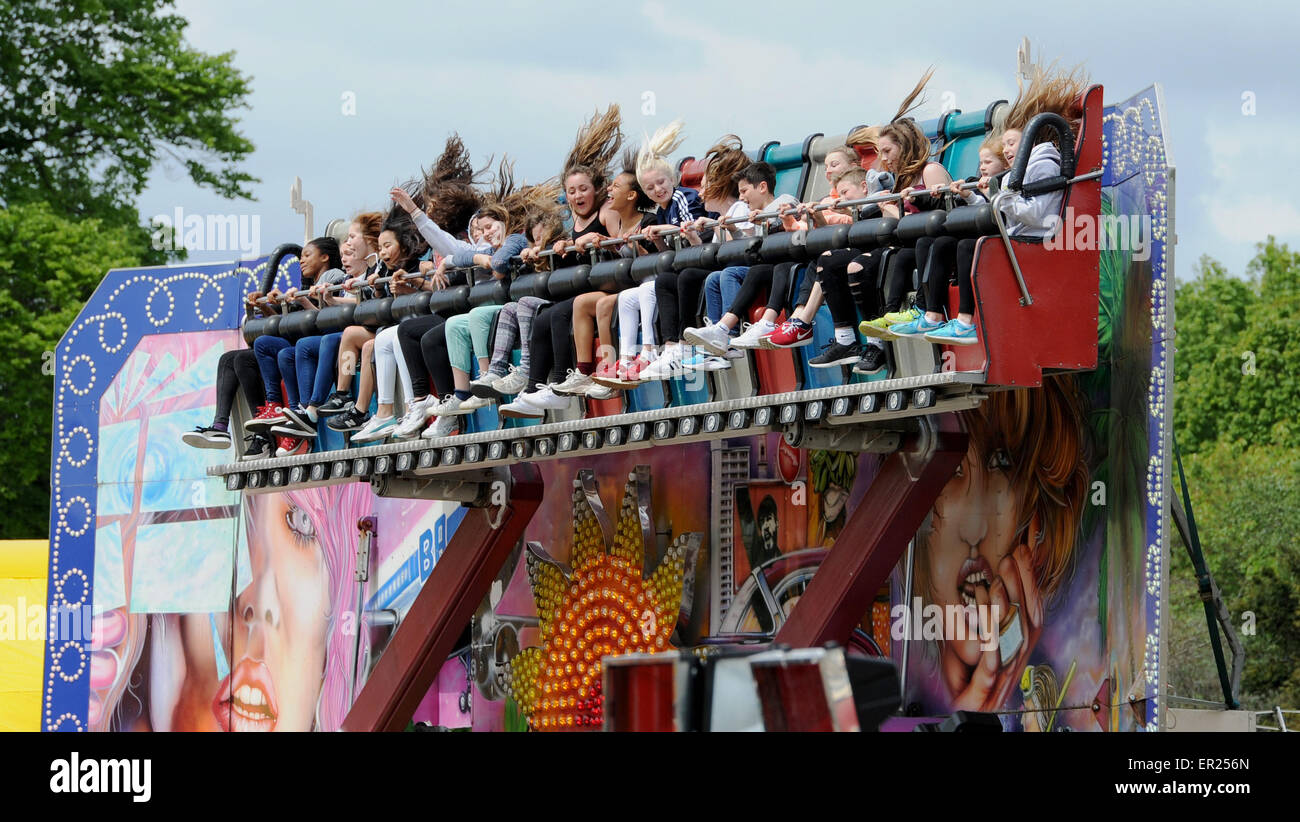 Scary fairground rides hi-res stock photography and images - Alamy