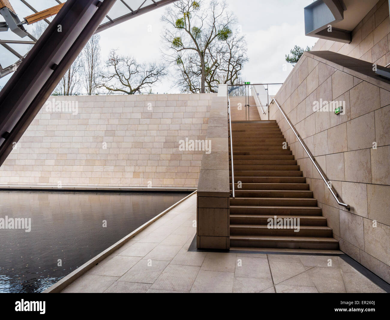 8 Avenue Du Mahatma Gandhi High Resolution Stock Photography And Images Alamy