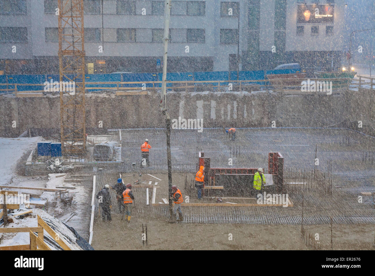 Europa, Deutschland, Nordrhein-Westfalen, Koeln, Grossbaustelle eines Hotelneubaus an der Turiner Strasse, Bewehrungsstahl der B Stock Photo