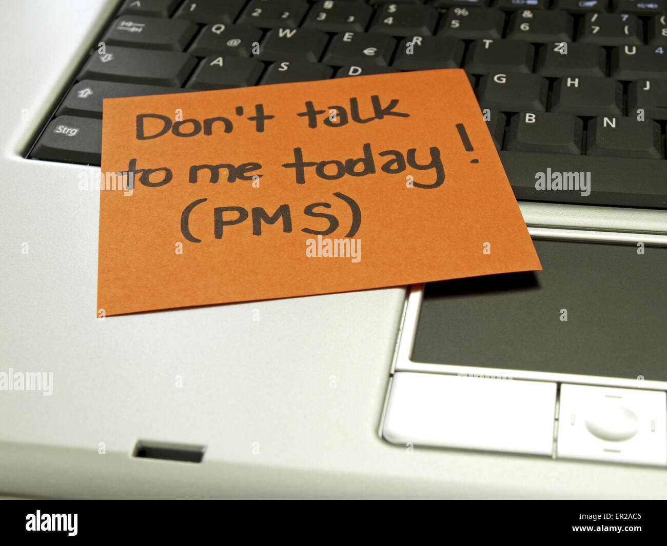 Memo note on notebook, Don´t talk to me today (PMS) Stock Photo