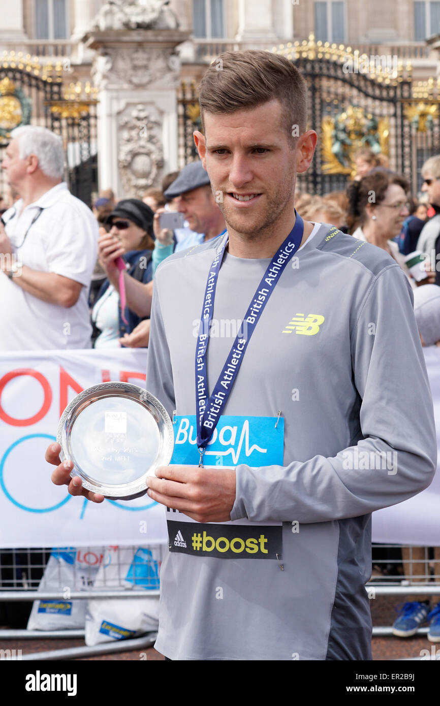 London, UK. 25th May, 2015. No 2 Jonny Mellor at 29:13 of the 2015 Bupa London 10,000 at Westminster in London. Credit:  See Li/Alamy Live News Stock Photo