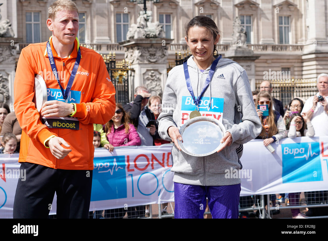 London, UK. 25th May, 2015. Jo Pavey and Andy Vernon winner of the 2015 Bupa London 10,000 at Westminster in London. Credit:  See Li/Alamy Live News Stock Photo