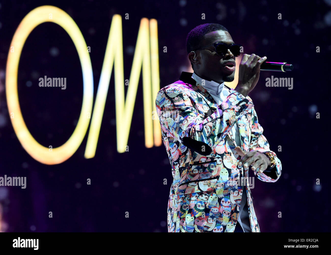 Munich, Germany. 23rd May, 2015.  Singer Omi performes during the FC Bayern Muenchen Champions dinner at Postpalast on May 23, 2015 in Munich, Germany. Credit:  kolvenbach/Alamy Live News Stock Photo
