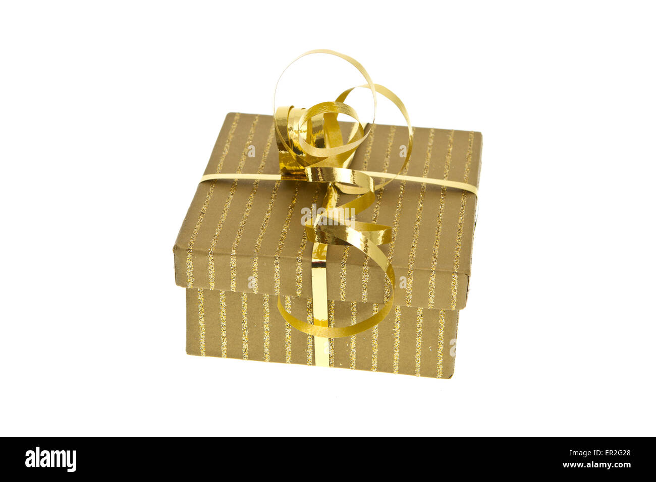 Goldenes Päckchen, anniversary, birthday, box, celebrate, celebration, christmas, closeup, decorate, decoration, decorative, des Stock Photo