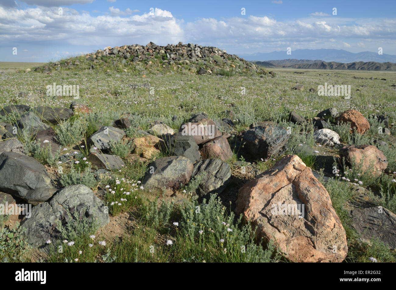 Funeral mounds, stone circles in the south east of Altai city, Govi Altai province, Mongolia Stock Photo