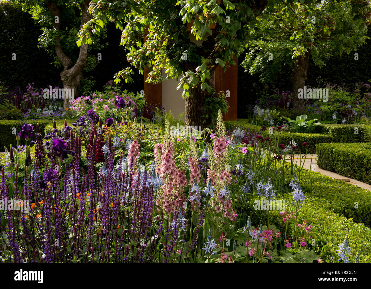 The Morgan Stanley Healthy Cities Garden designed by Chris Beardshaw and winner of a gold medal at The Chelsea Flower Show 2015 Stock Photo