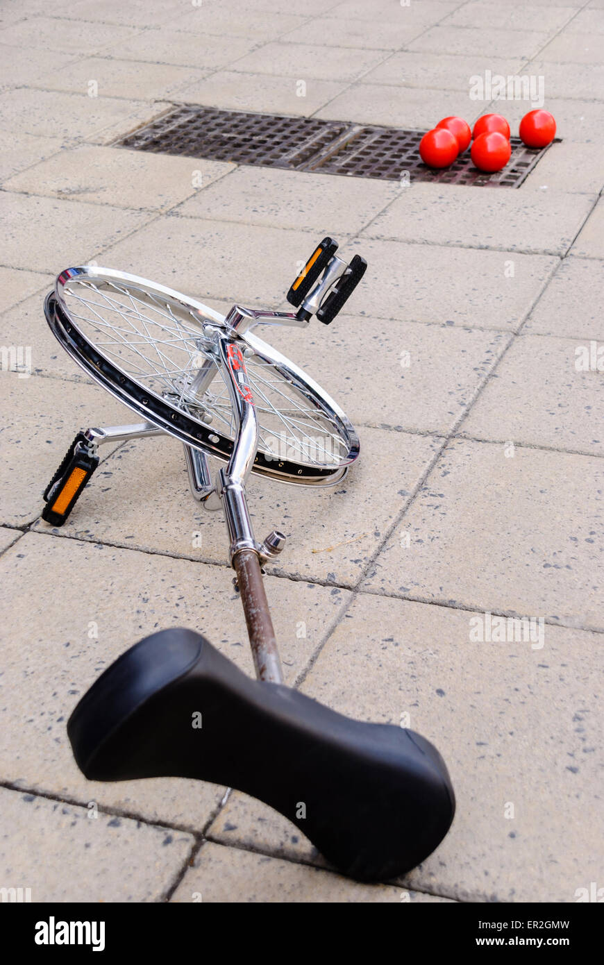 Juggling on a unicycle hires stock photography and images Alamy