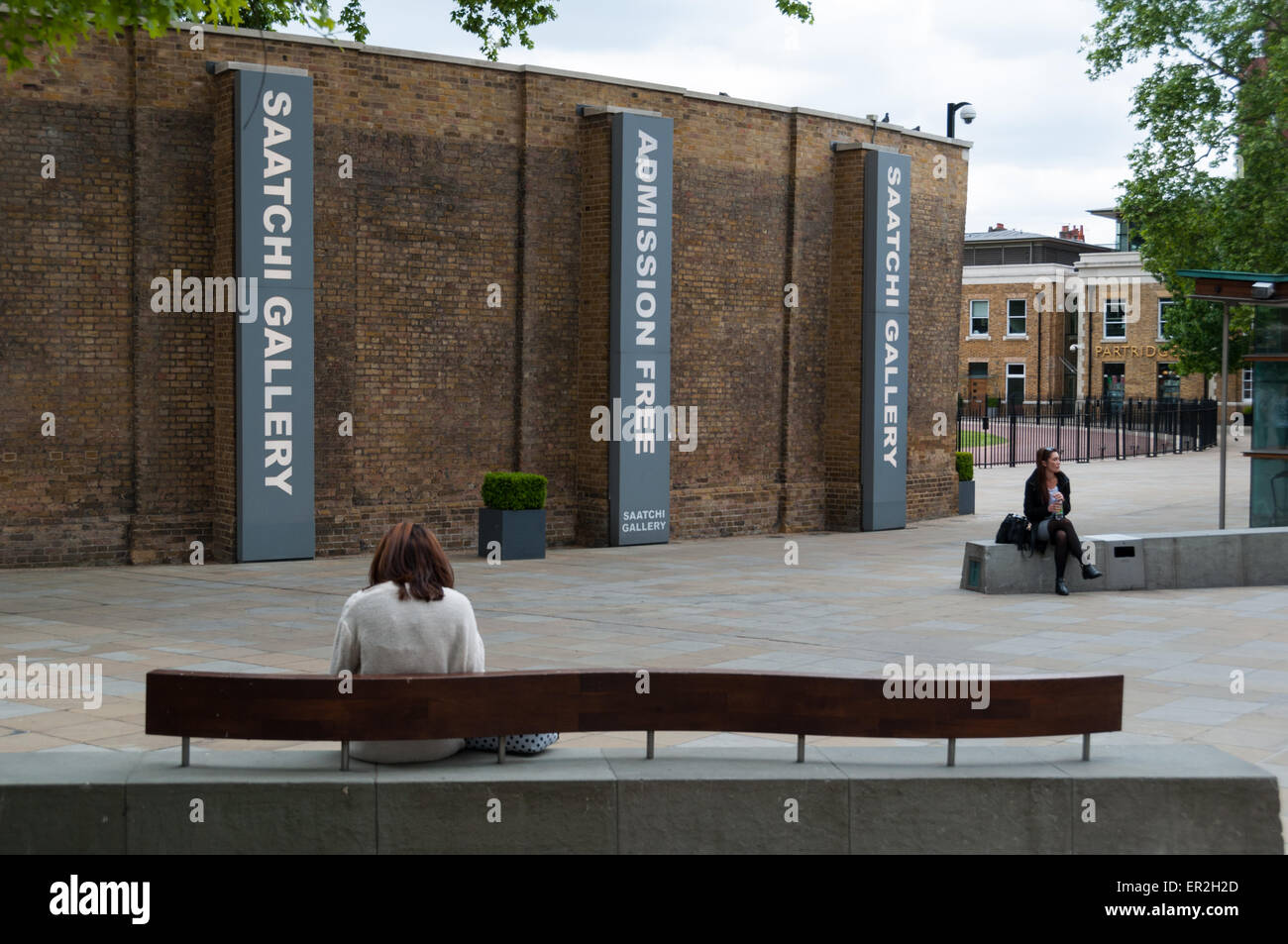 Saatchi entrance art sloane hires stock photography and images Alamy