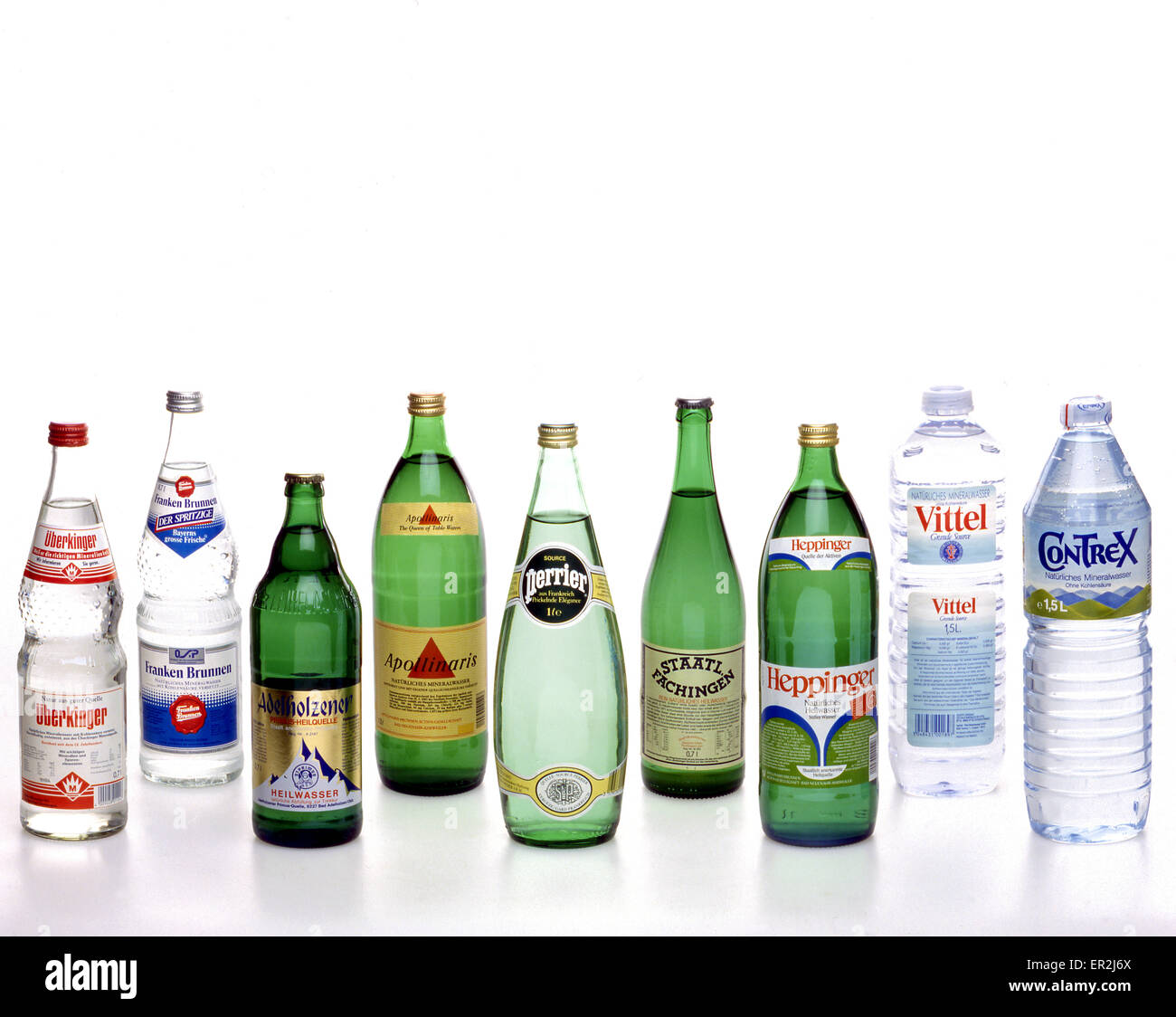 Wasser, Mineralwasser, Sprudel, Wasserflaschen, Trinken, Getraenke, Alkoholfrei, Flasche, Verschiedene Stock Photo