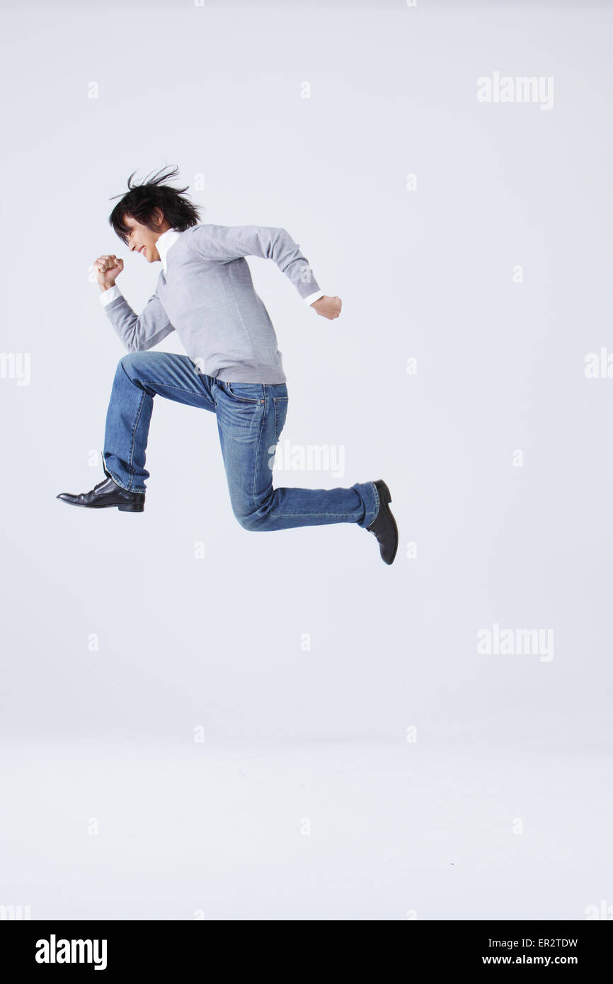People wearing jeans hi-res stock photography and images - Alamy