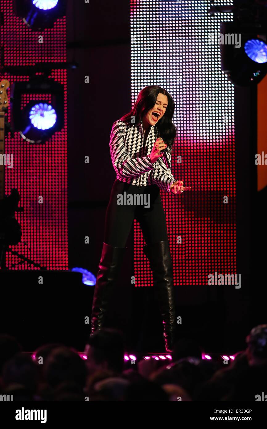 Jsje Jessie J performing live on stage on Jimmy Kimmel Live! Jessie J ...