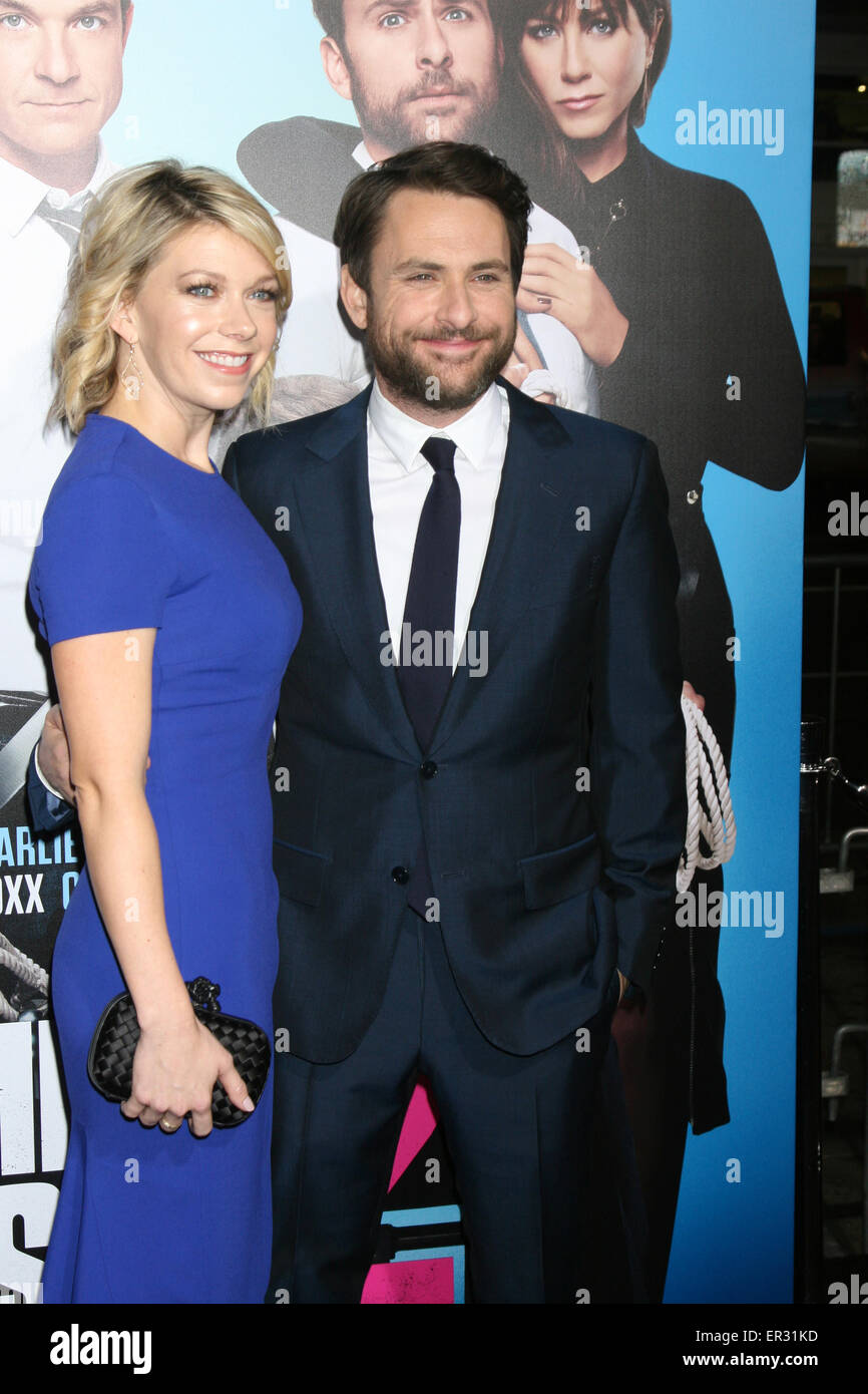 Charlie Day, Mary Elizabeth Ellis – Stock Editorial Photo © s_bukley  #62701589