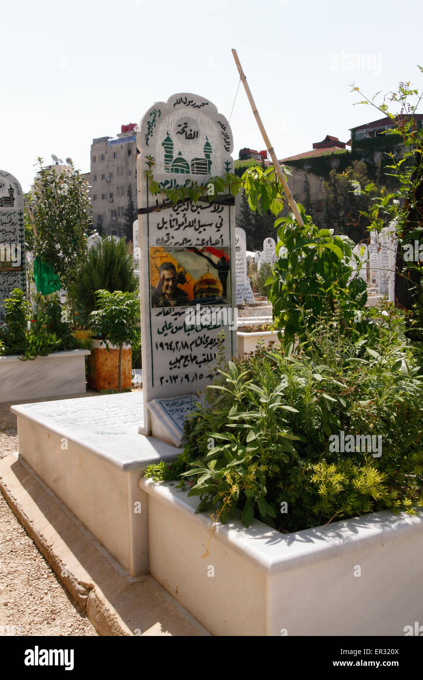 The graves of Iraqi fighters in Syria Stock Photo