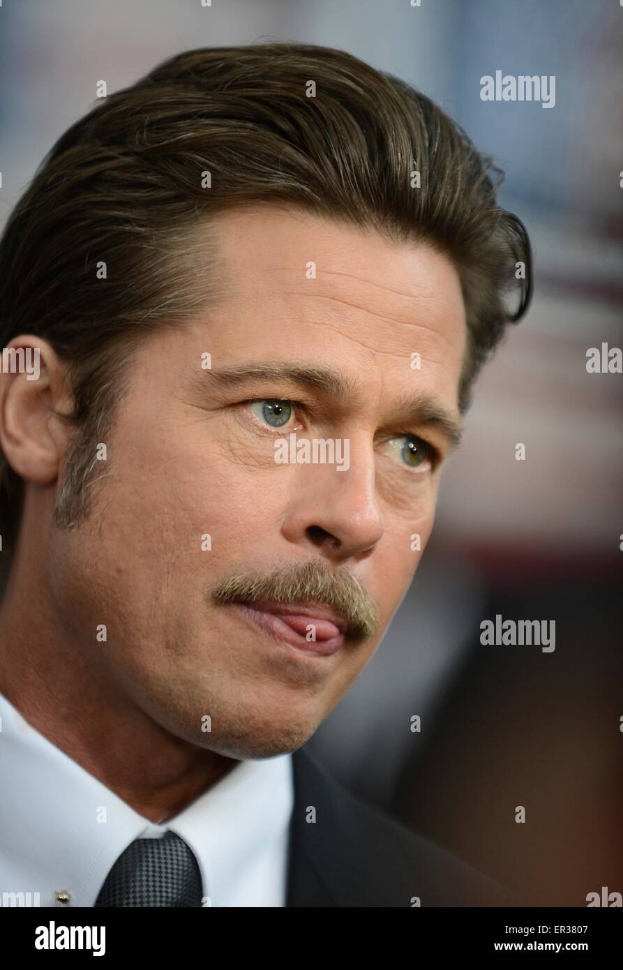 Actor Brad Pitt at the premier of the blockbuster movie Fury at the Newseum  October 21, 2014 in Washington D.C Stock Photo - Alamy