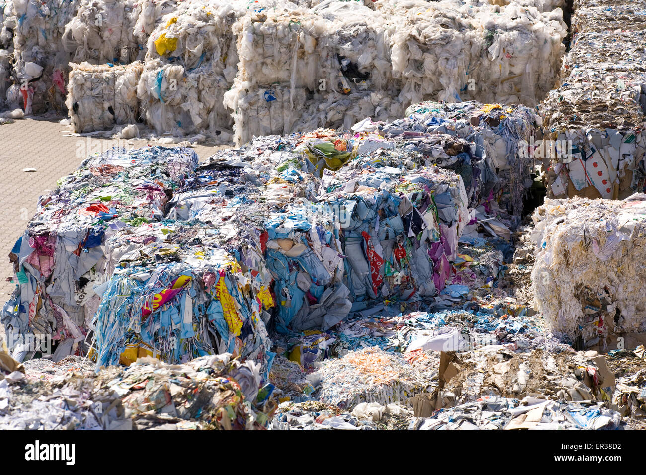 Europe, Germany, Ruhr Area, Dortmund, loading of recovered paper at a paper recycling company at the harbour Dortmund, bales of  Stock Photo