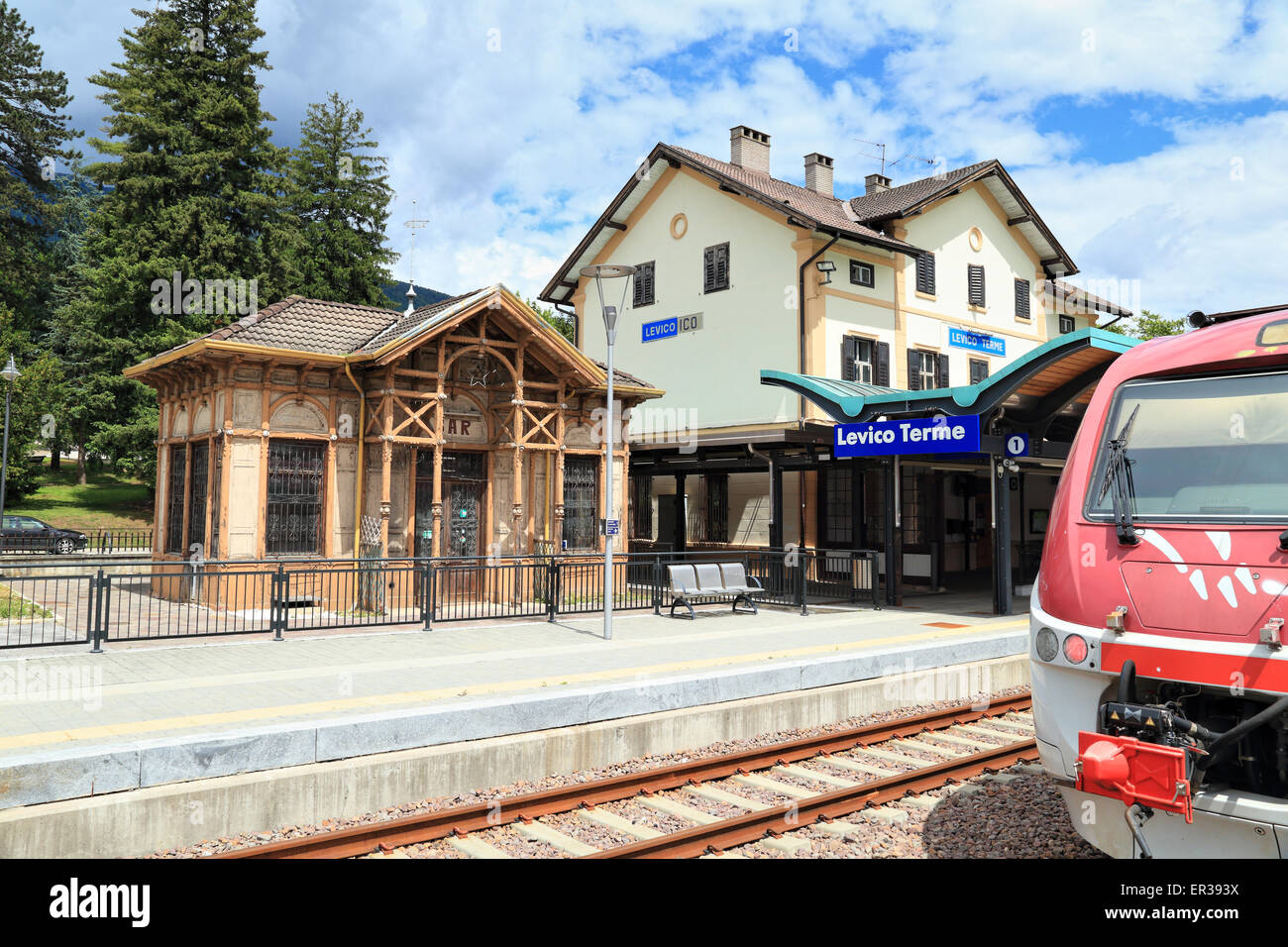 Train station / Bahnhof / stazione di Levico Terme Stock Photo