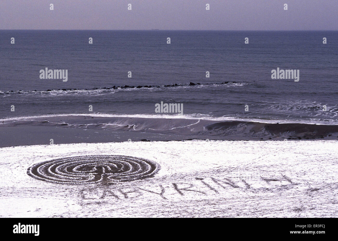 DEU, Germany, Mecklenburg-Western Pomerania, the beach at Ahrenshoop at the Baltic Sea, winter, labyrinth in the snow.  DEU, Deu Stock Photo