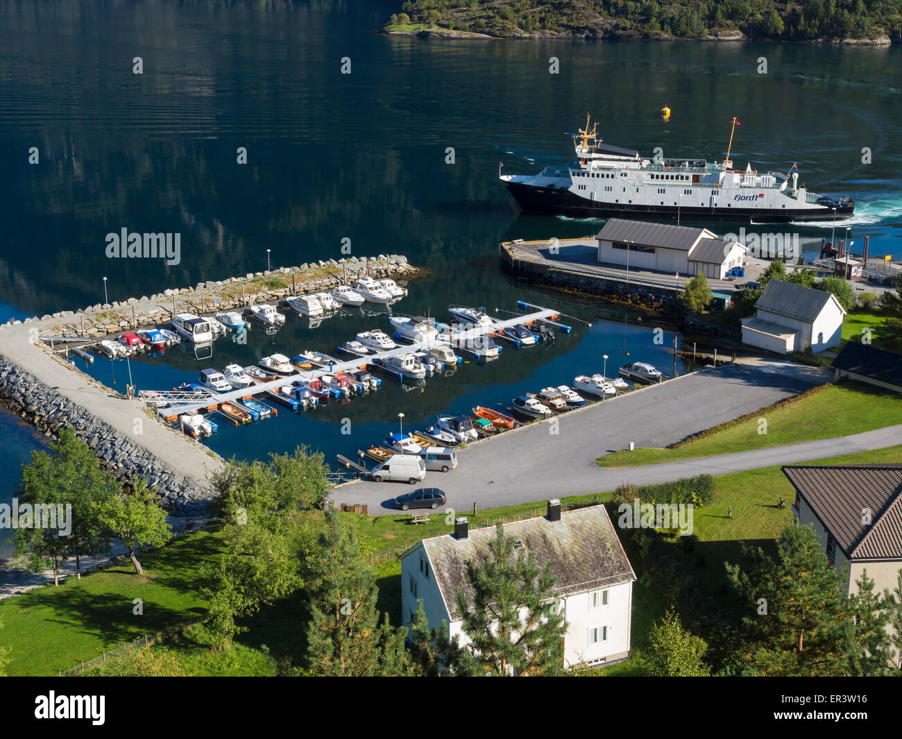 Sunnylvsfjord, Ferry Geiranger Hellesylt near harbour Hellesylt, branch to Geirangerfjord