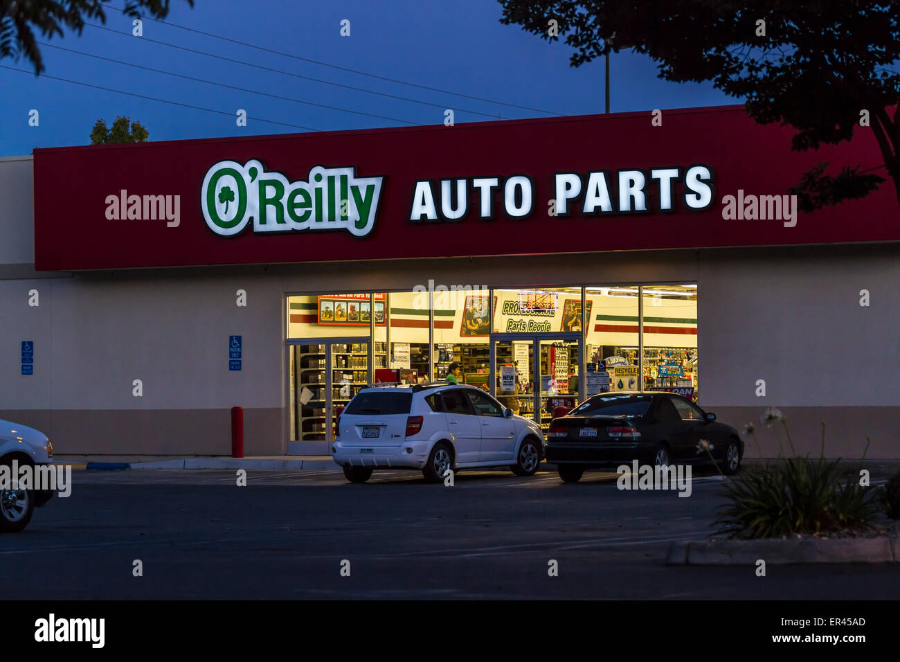 Oreilly auto parts logo hi-res stock photography and images - Alamy