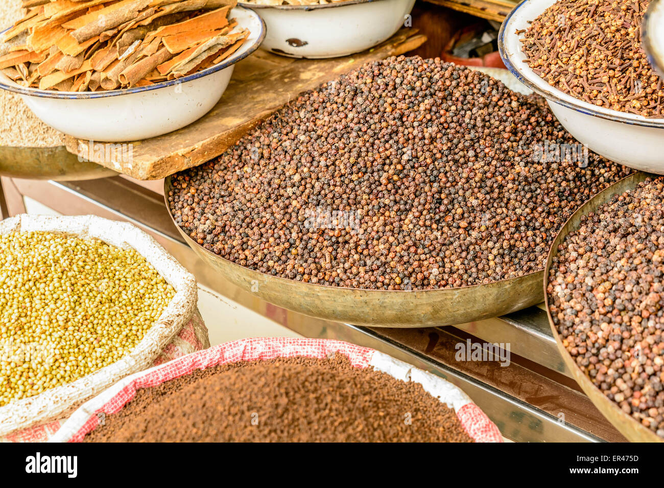 Indian spices in the local market in New Delhi Stock Photo Alamy