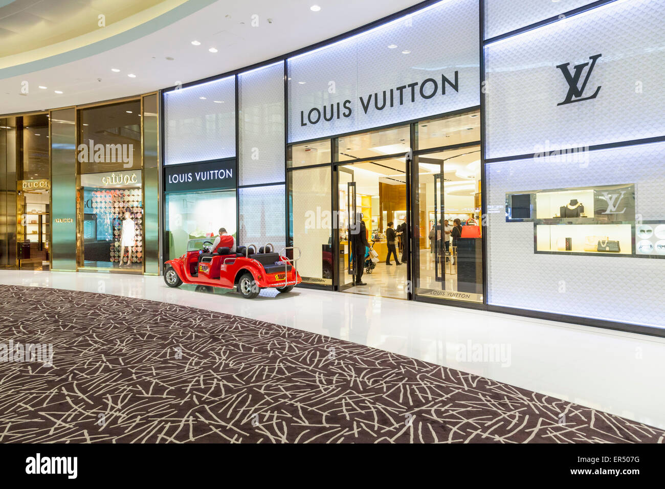 Mall Taxi outside Louis Vuitton store Dubai Mall Dubai City, United Stock Photo: 83088532 - Alamy