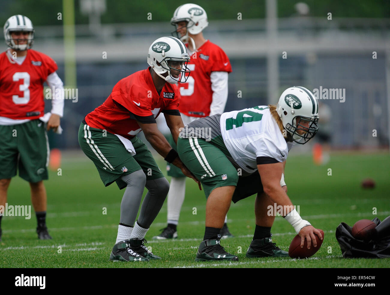 Nick mangold new york jets hi-res stock photography and images - Alamy