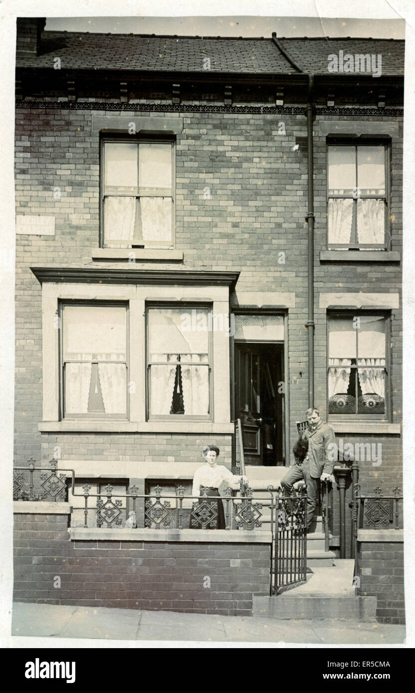 No. 1 Henley Crescent, Bramley, Leeds, Yorkshire, England.  1910s Stock Photo