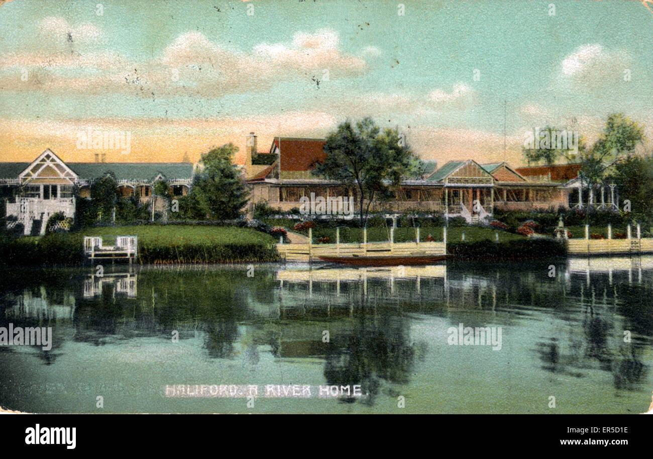 River Houses, Haliford, Sunbury on Thames, Surrey, England. River Thames  1906 Stock Photo