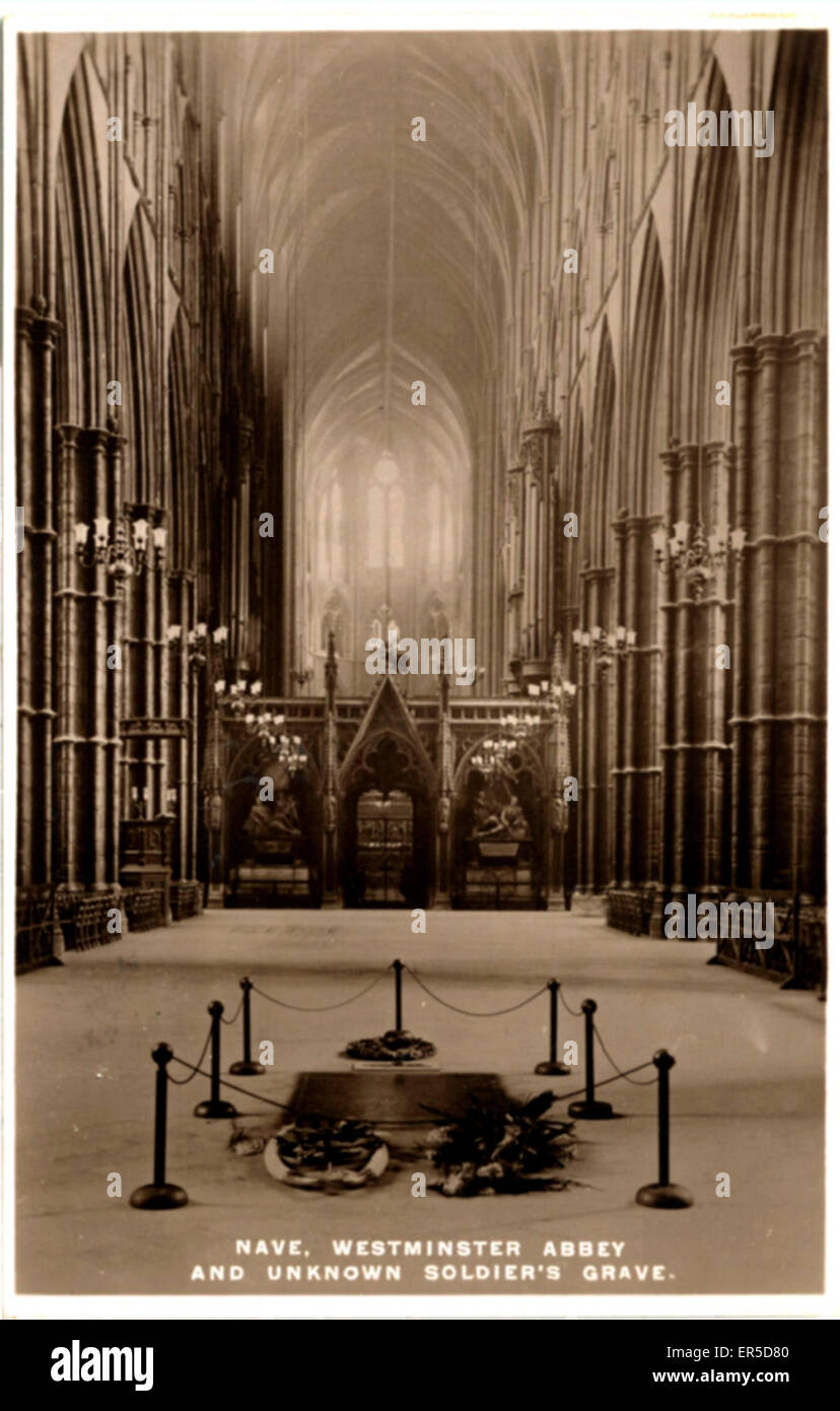 Westminster Abbey - Nave & Unknown Soldier's Grave Stock Photo