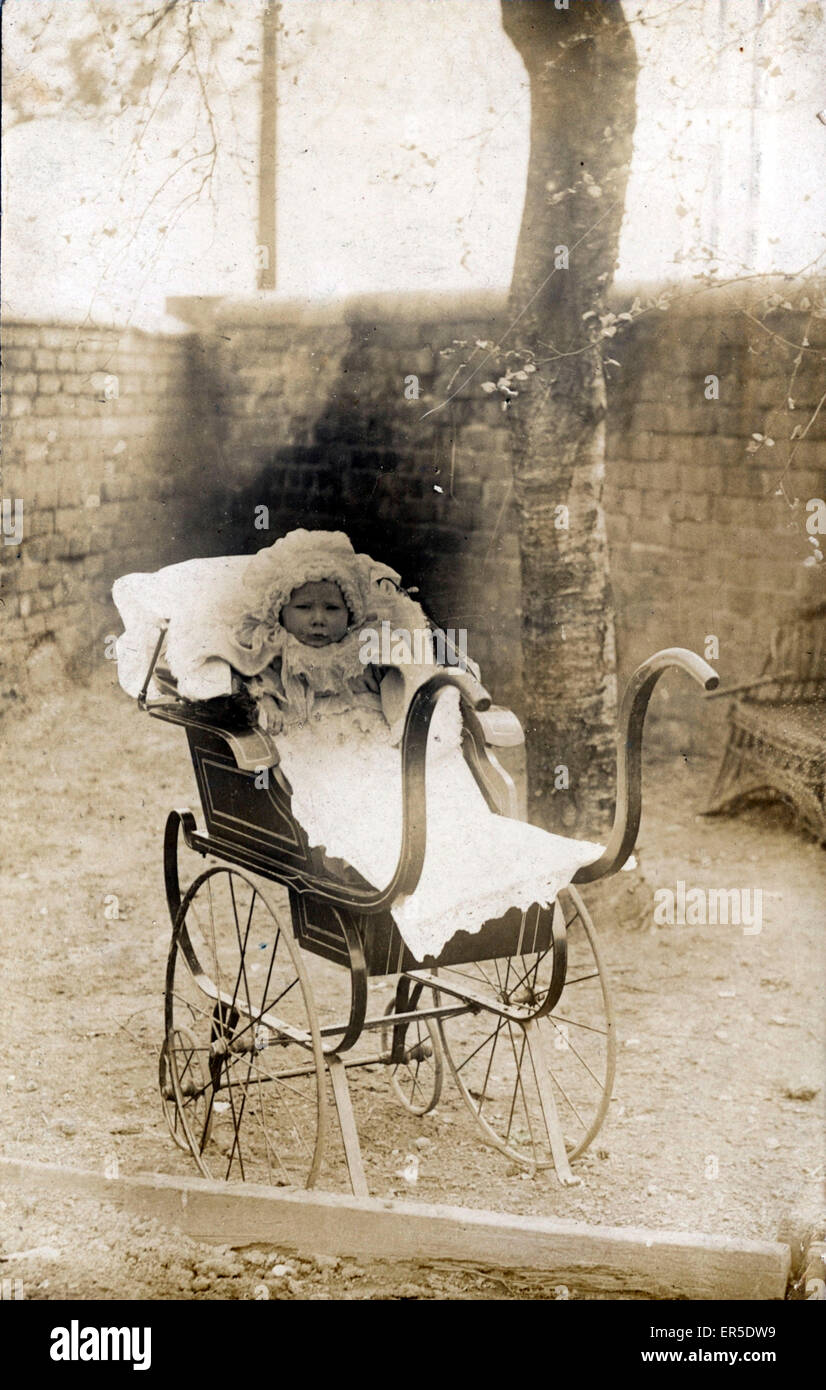 Vintage pram hi-res stock photography and images - Alamy