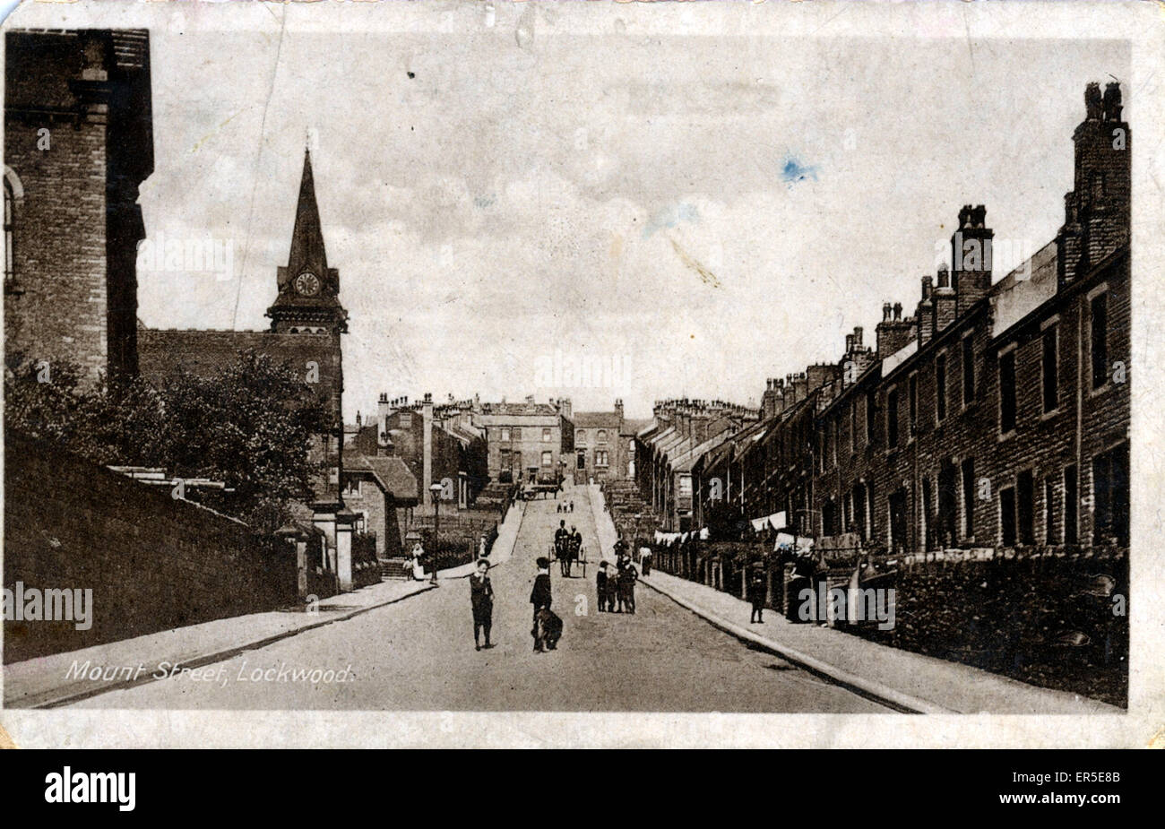 Mount Street, Lockwood, Huddersfield, Yorkshire, England. 1917 Stock