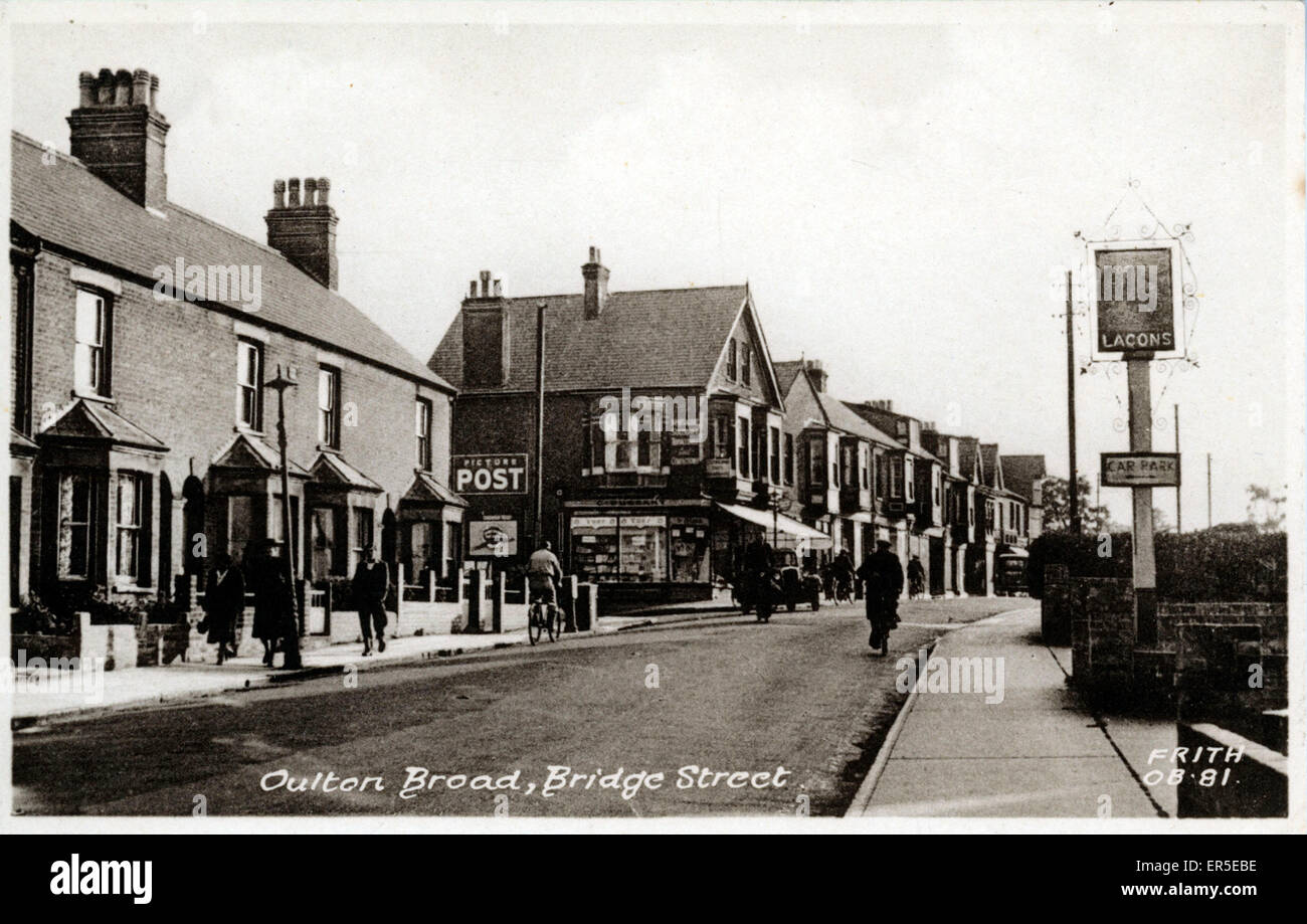Bridge Street, Oulton Broad, near Lowestoft, Suffolk, England.  1920s Stock Photo