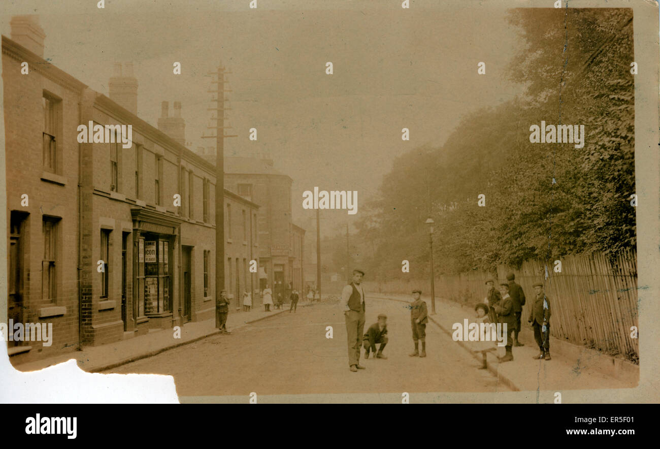 Street Scene, Thought to be Bramley, Leeds, Yorkshire, England. 1910s