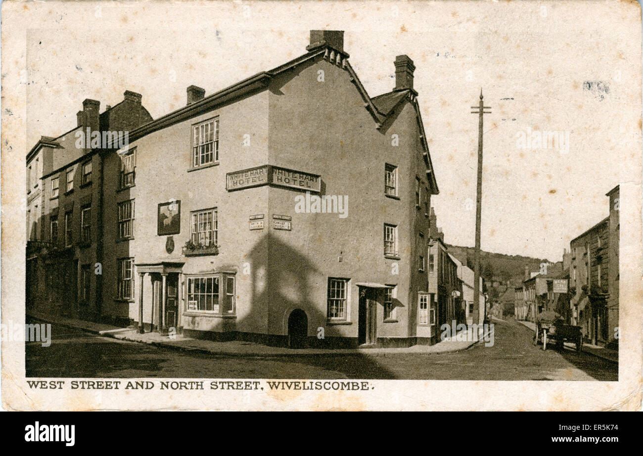 West Street &amp; North Street, Wiveliscombe, Taunton, near Milverton, Somerset, England. Showing the White Hart Hotel.  1920 Stock Photo